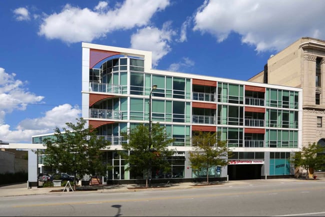 property at 1624 W Division St