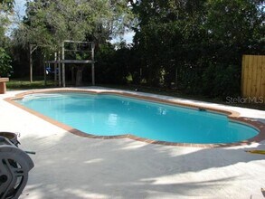 3112 Chase Cir in Sarasota, FL - Building Photo - Building Photo