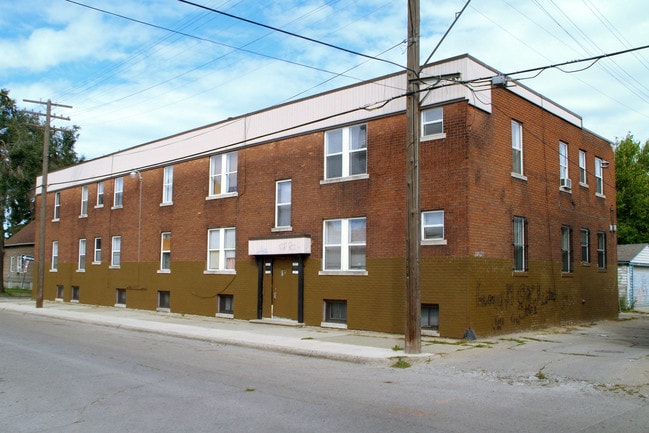 8135 Senator St in Detroit, MI - Building Photo - Building Photo