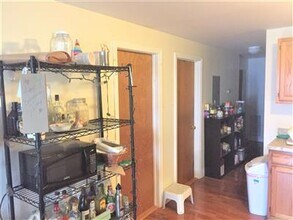 360 Somerville Ave in Somerville, MA - Foto de edificio - Building Photo