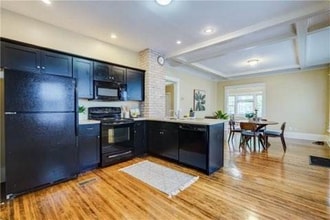503 Oxford St in Rochester, NY - Building Photo - Building Photo