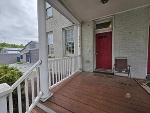 212 E Wythe St in Petersburg, VA - Foto de edificio - Building Photo