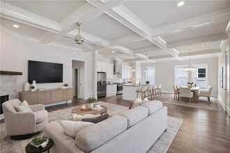 4025 Monarch Ln in Covington, LA - Foto de edificio - Building Photo