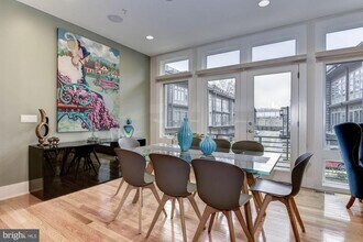 5206 Willet Bridge Ct in Bethesda, MD - Building Photo - Building Photo
