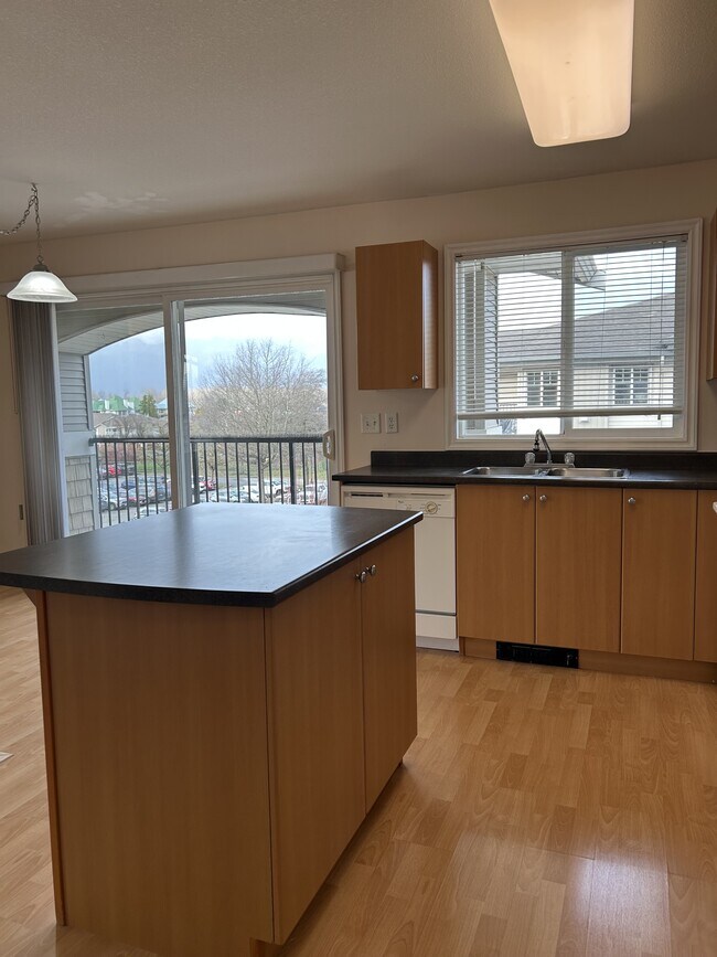 property at 7516-7516 Topaz Dr