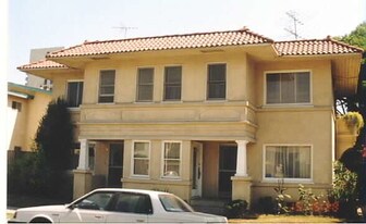 1218-1222 1/2 E 1st St in Long Beach, CA - Building Photo