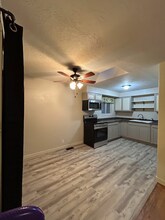 52351 SW 3rd St in Scappoose, OR - Building Photo - Building Photo