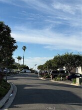 33555 Via Corvalian in Dana Point, CA - Foto de edificio - Building Photo