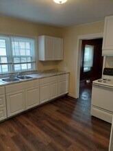 412 Hickory Chapel Rd in High Point, NC - Building Photo - Building Photo