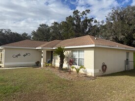 4585 NW 48th Ln in Ocala, FL - Building Photo