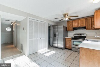 2530 Vivaldi Ln in Gambrills, MD - Building Photo - Building Photo