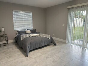 4746 Carefree Trail in West Palm Beach, FL - Building Photo - Building Photo