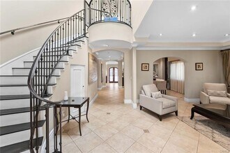 15014 Valleyheart Dr in Los Angeles, CA - Building Photo - Building Photo