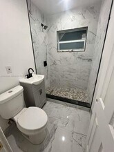 1909 Plunkett St in Hollywood, FL - Building Photo - Building Photo