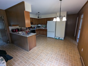 8025 Gordon Dr in Indianapolis, IN - Building Photo - Building Photo