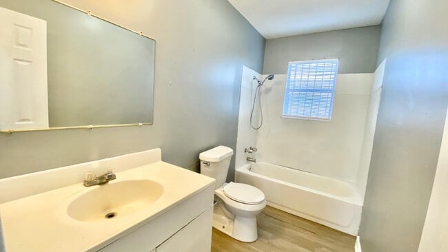 3417 E 16th St in Lubbock, TX - Building Photo - Building Photo