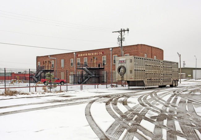 2400 Exchange Ave in Oklahoma City, OK - Building Photo - Building Photo