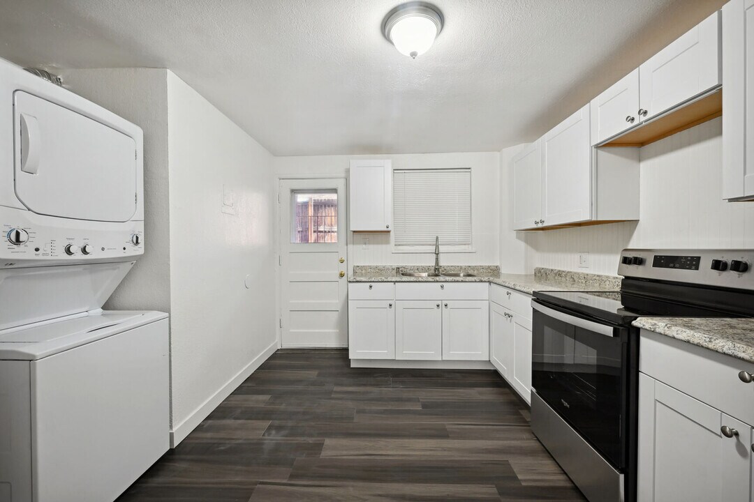 1857 S Jackson St, Unit 1861 in Denver, CO - Building Photo