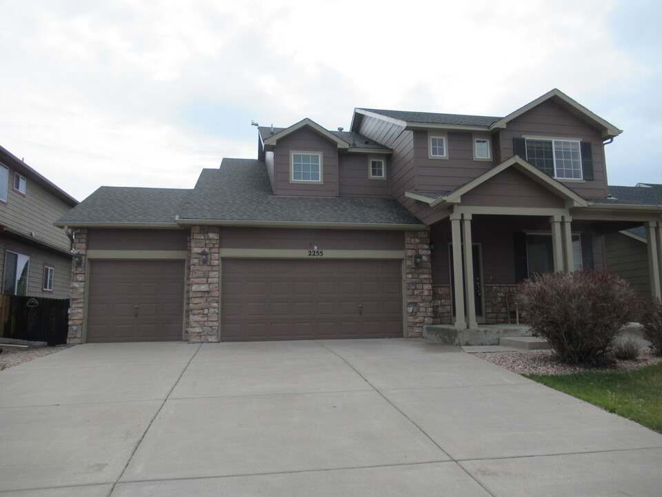 2255 Bucolo Ave in Colorado Springs, CO - Building Photo