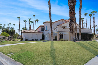 281 Vista Royale Cir E in Palm Desert, CA - Building Photo - Building Photo