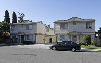 1210 Diamond St in Anaheim, CA - Building Photo