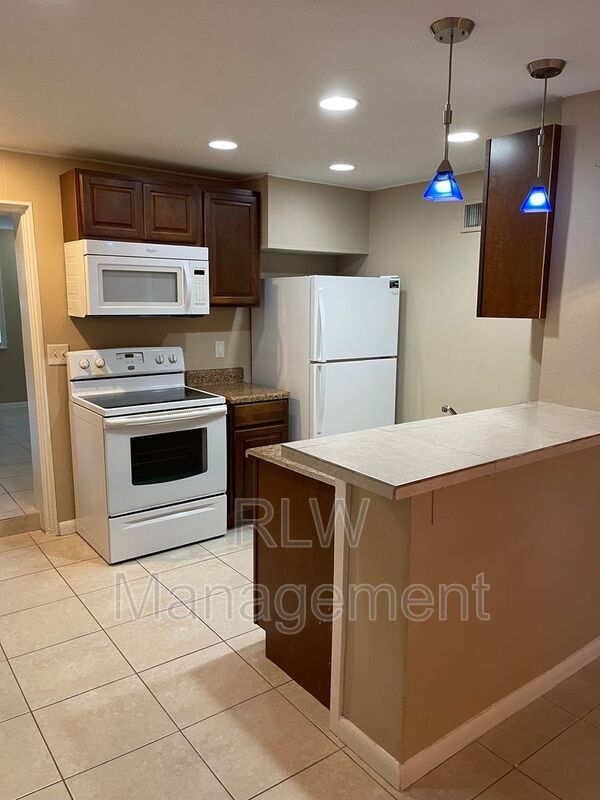 206 Osceola Ave in Eustis, FL - Building Photo - Building Photo