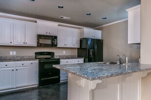 4217 S Williams St in Amarillo, TX - Building Photo