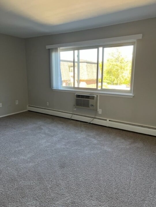 841 Ludlow Ave in Rochester, MI - Building Photo