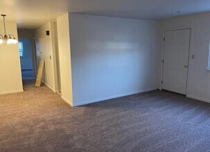 113 Miller Rd in Akron, PA - Building Photo - Building Photo