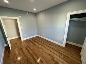371 Beacon St, Unit 6 in Somerville, MA - Building Photo - Building Photo