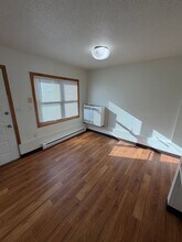 317-319 N 3rd Ave W in Duluth, MN - Building Photo - Building Photo