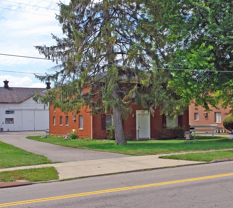 897 W Market St in Germantown, OH - Building Photo