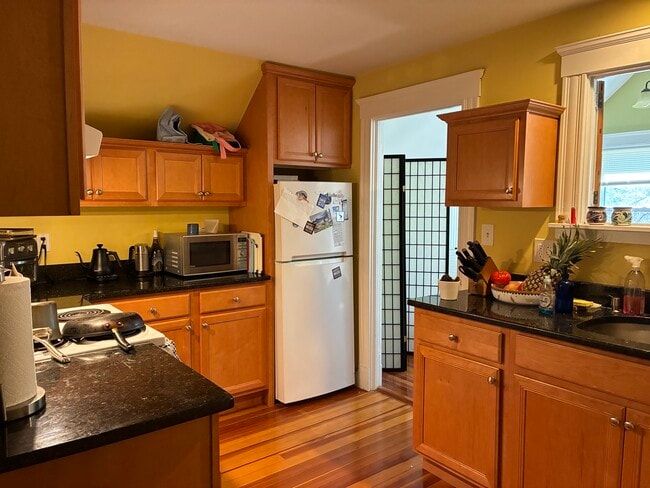 72 Powder House Blvd, Unit 3