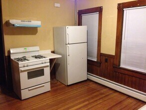 18 Olney St in Lowell, MA - Building Photo - Building Photo