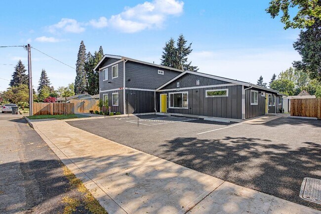 4325 Arnold St NE in Keizer, OR - Building Photo - Building Photo