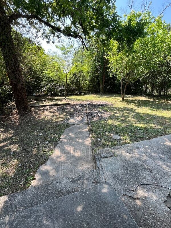 2350 Huggins St in Columbus, GA - Building Photo - Building Photo