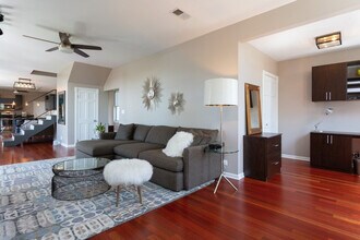 1530 N Throop St in Chicago, IL - Building Photo - Building Photo