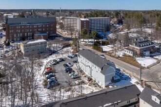 18 Garrison Ave in Durham, NH - Building Photo - Building Photo