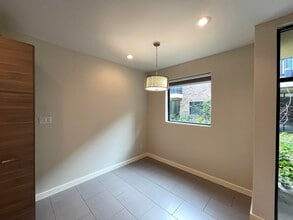 409 Shiloh Dr in Laredo, TX - Building Photo - Building Photo