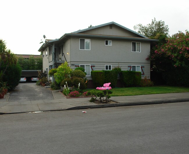 990 Helen Ave in Santa Clara, CA - Building Photo - Building Photo