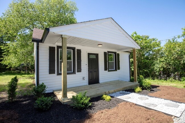 property at 318 Wiley St