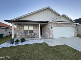 3787 Basal St in Panama City, FL - Building Photo