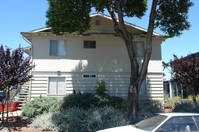 2217 Pasetta Dr in Santa Clara, CA - Building Photo - Building Photo