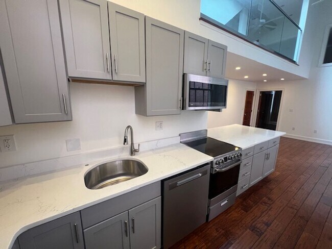 property at 125 Washington St