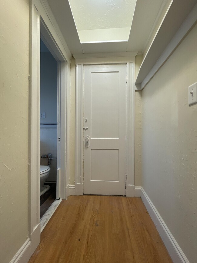 1192 Boylston St, Unit 16 in Boston College, MA - Building Photo - Building Photo