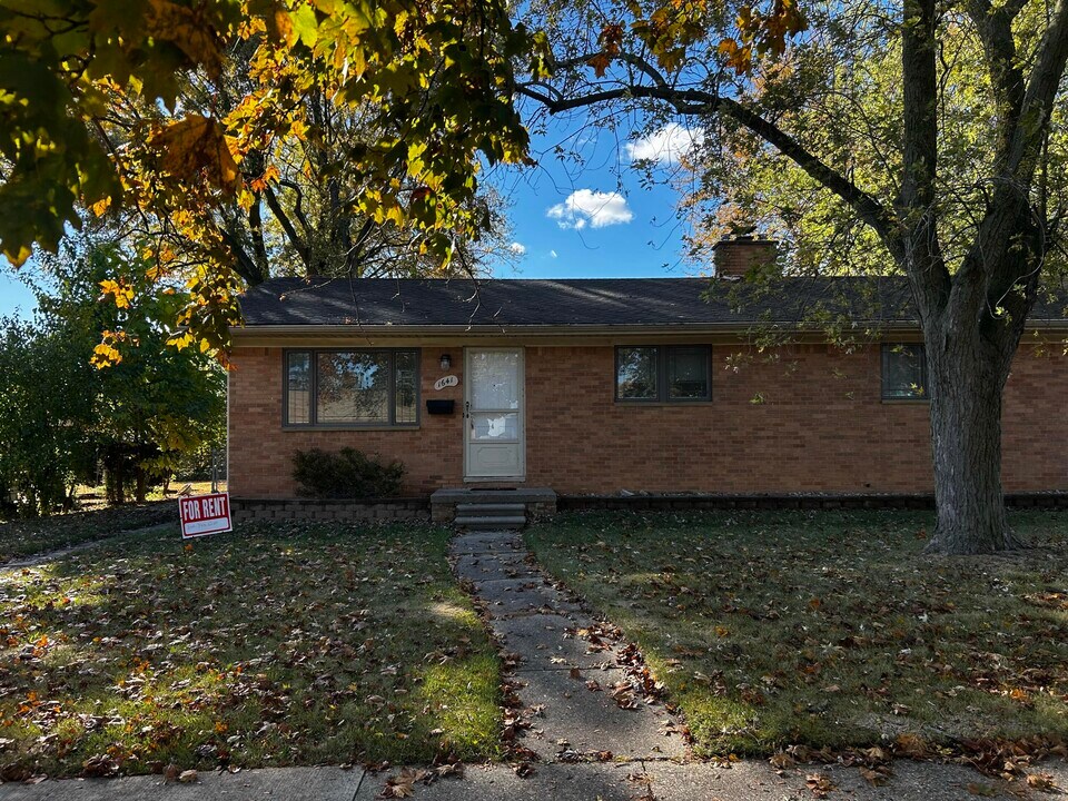 1641 Fairview Ave in Royal Oak, MI - Building Photo