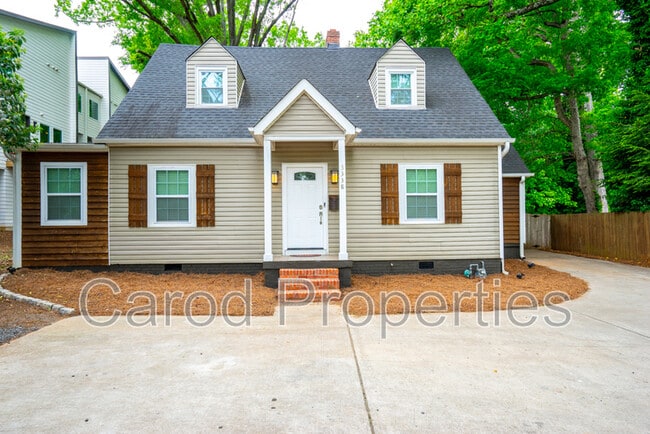 property at 3338 Eastway Dr