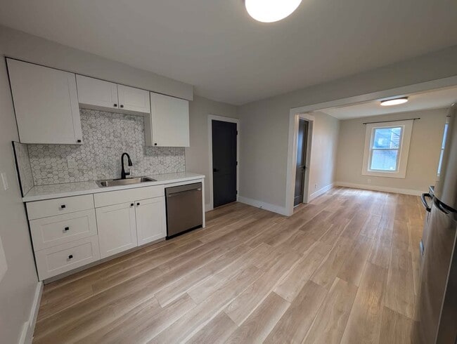 property at 985 Albert Rd