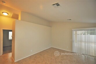 3169 Sierra Ridge Dr in Las Vegas, NV - Building Photo - Building Photo