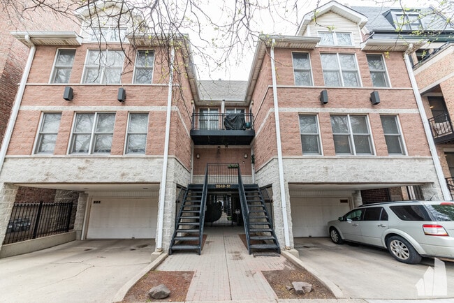 property at 2849 N Southport Ave